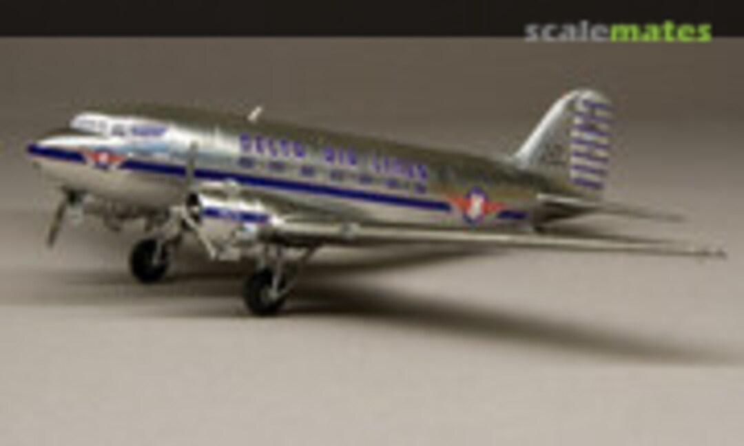 Douglas DC-3 1:144