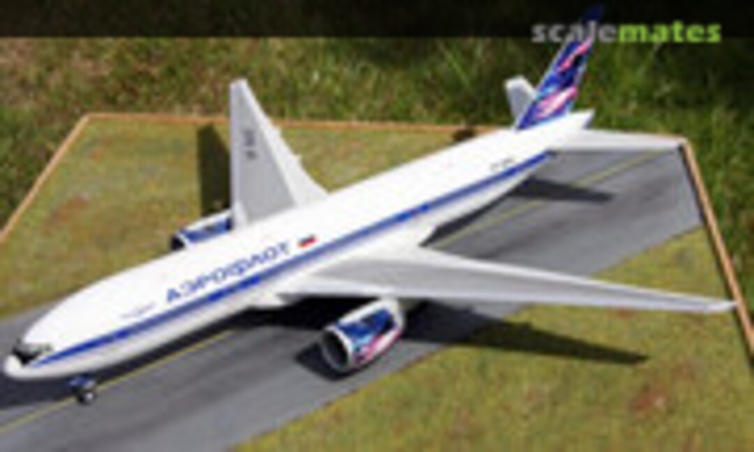 Boeing 777-2Q8/ER 1:144
