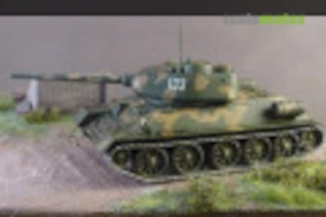 T-34/85 1:56