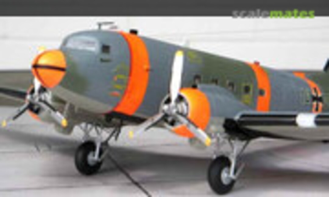 Douglas C-47D Dakota 1:72