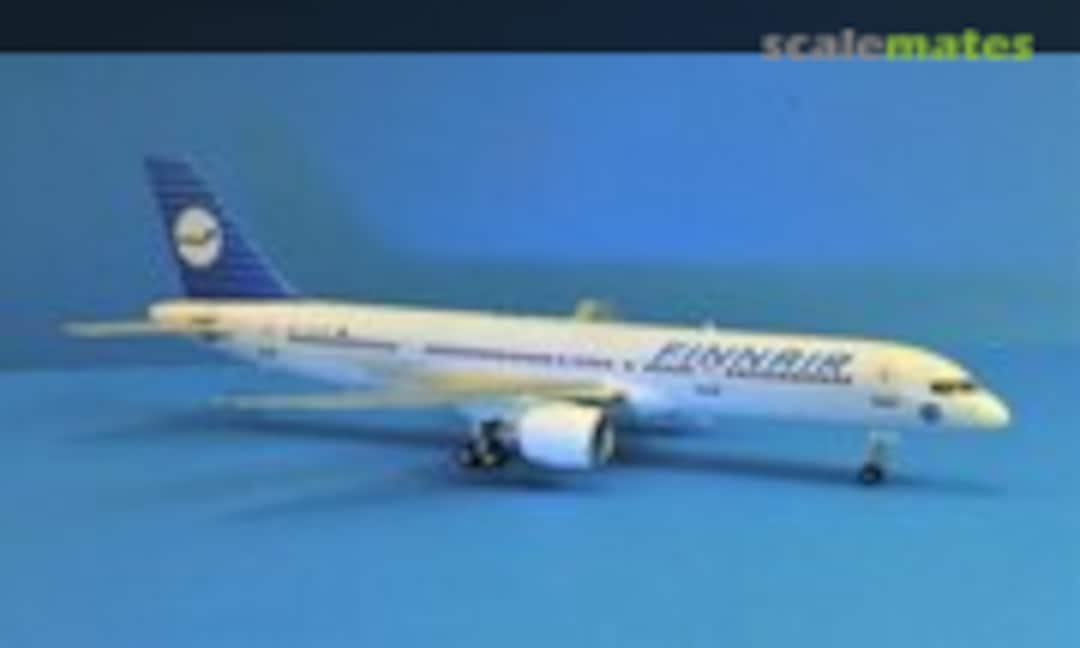 Boeing 757-2Q8 1:144