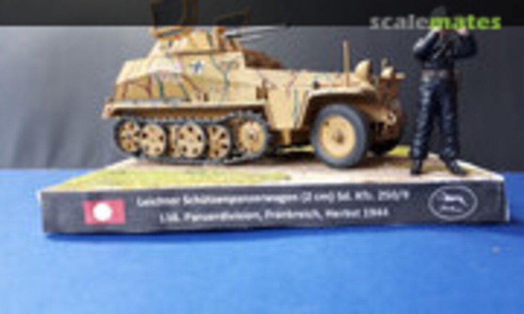Leichter Schützenpanzerwagen Sd.Kfz.250 1:35