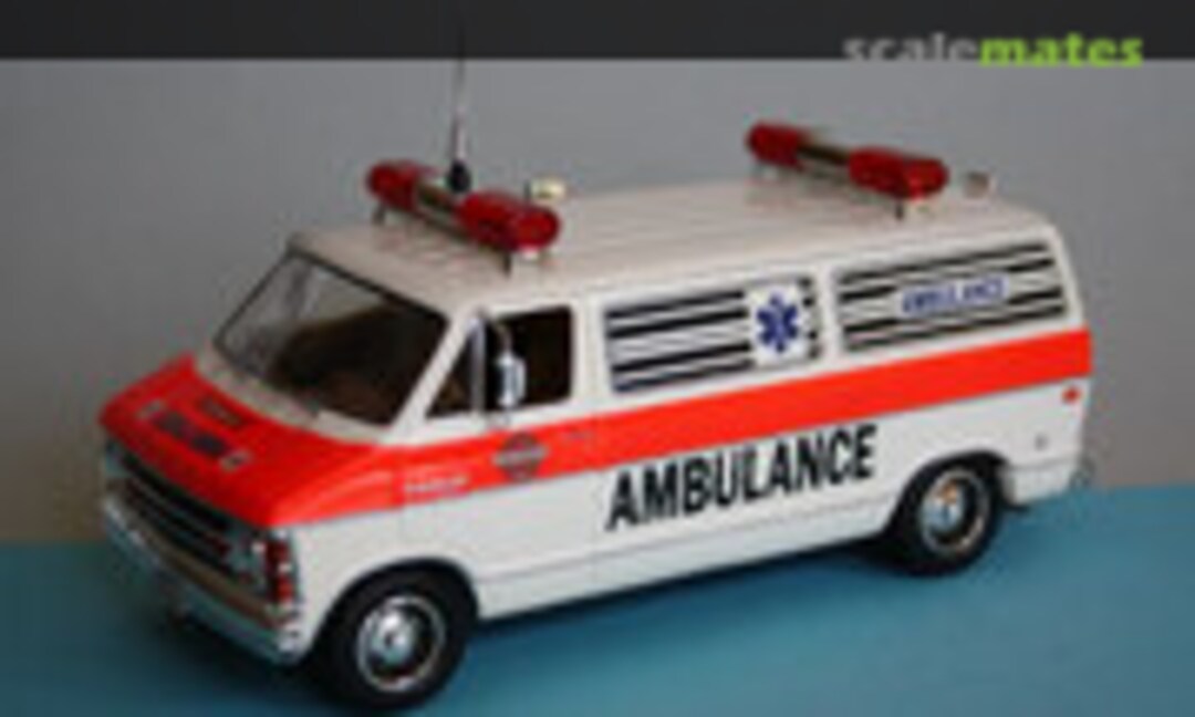 Dodge Ambulance 1:25