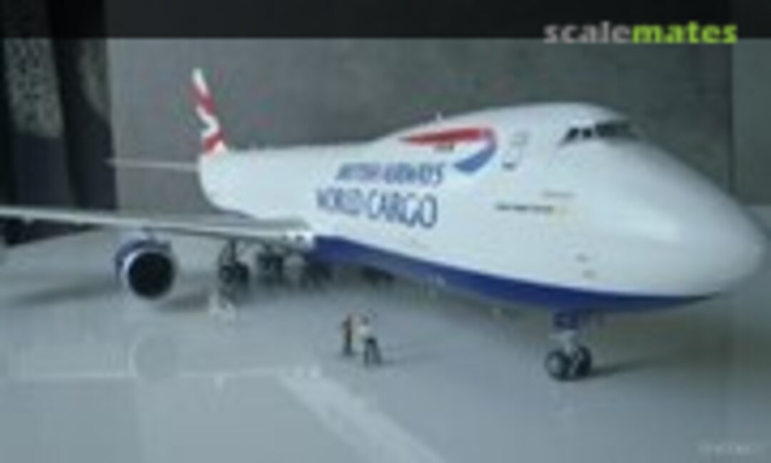 Boeing 747-87UF 1:144