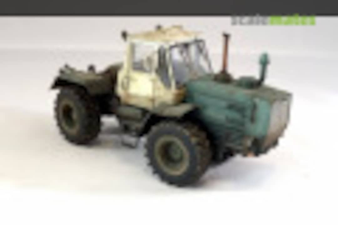 T-150K Tractor 1:43