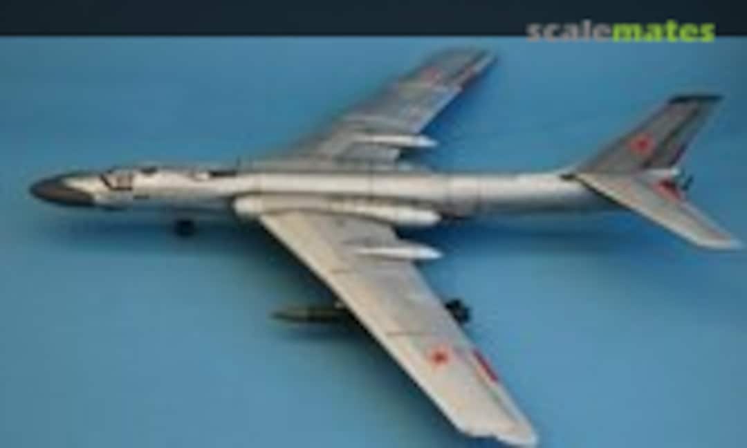 Tupolev Tu-16 Badger 1:72