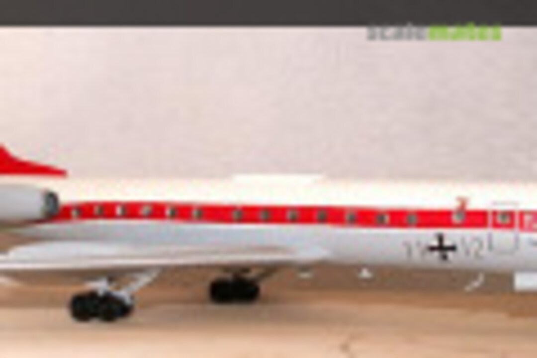 Tupolev Tu-134A 1:100