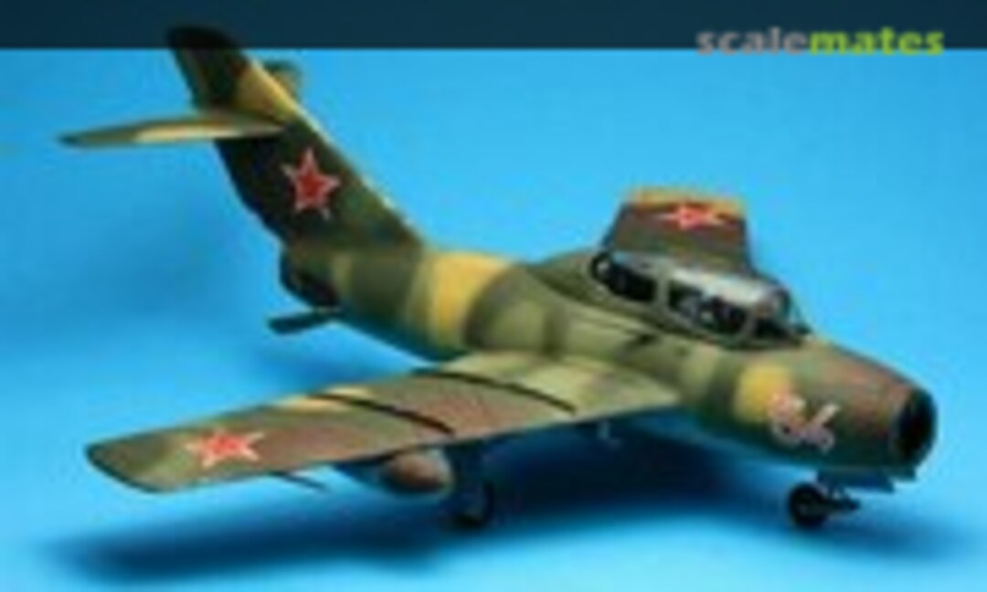 Mikoyan-Gurevich MiG-15UTI Midget 1:72