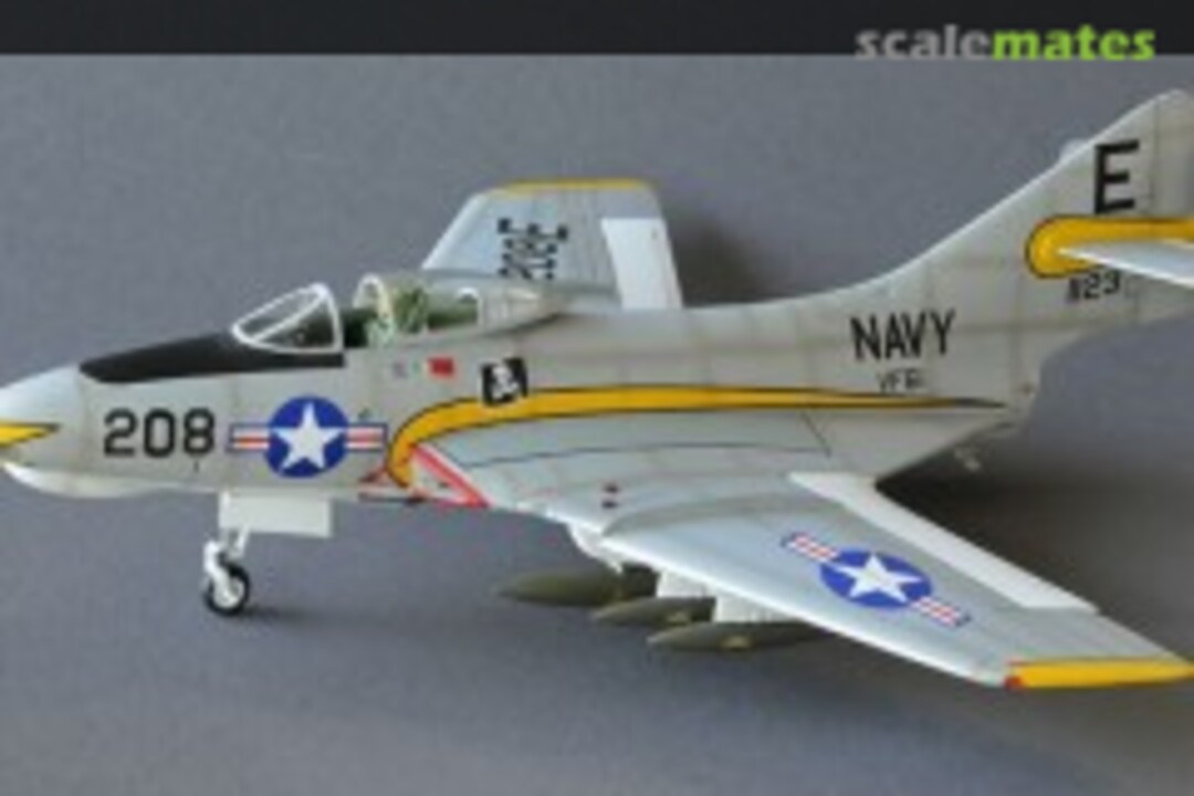 F 9 f 8. F9f-8 «Кугуар». F9f cougar сборная модель. F9f-8 cougar кабина. F9f-8 cougar Cutaway.