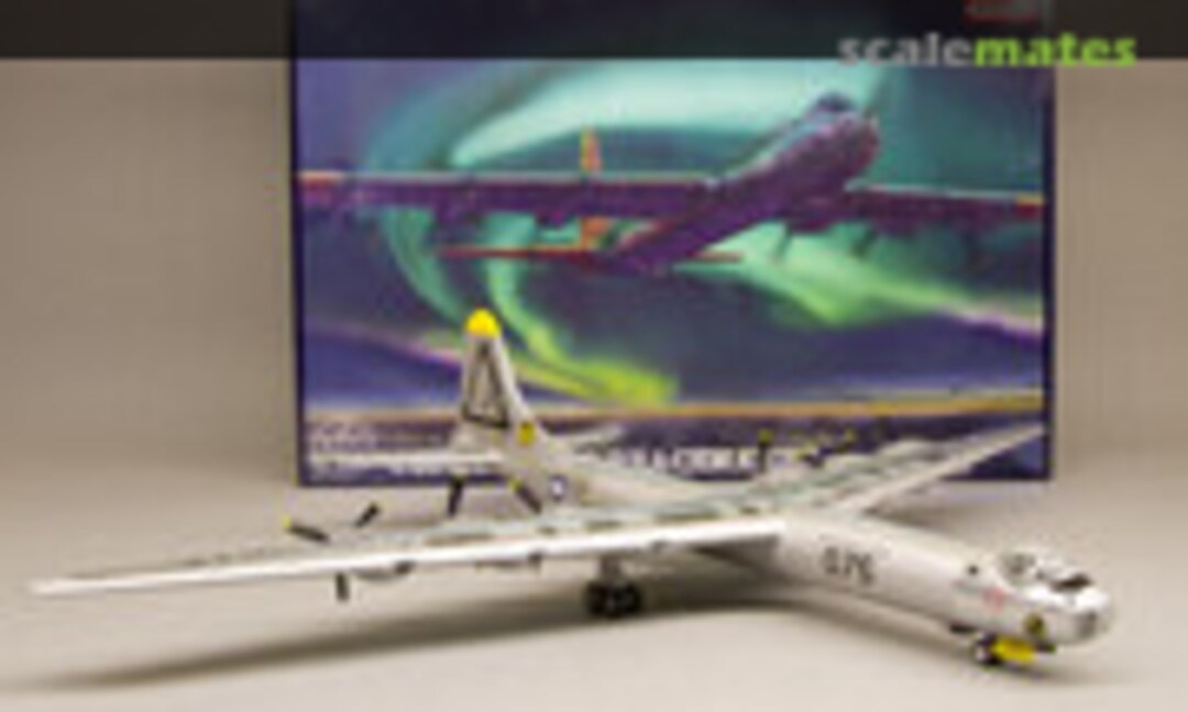 Convair B-36 Peacemaker 1:144