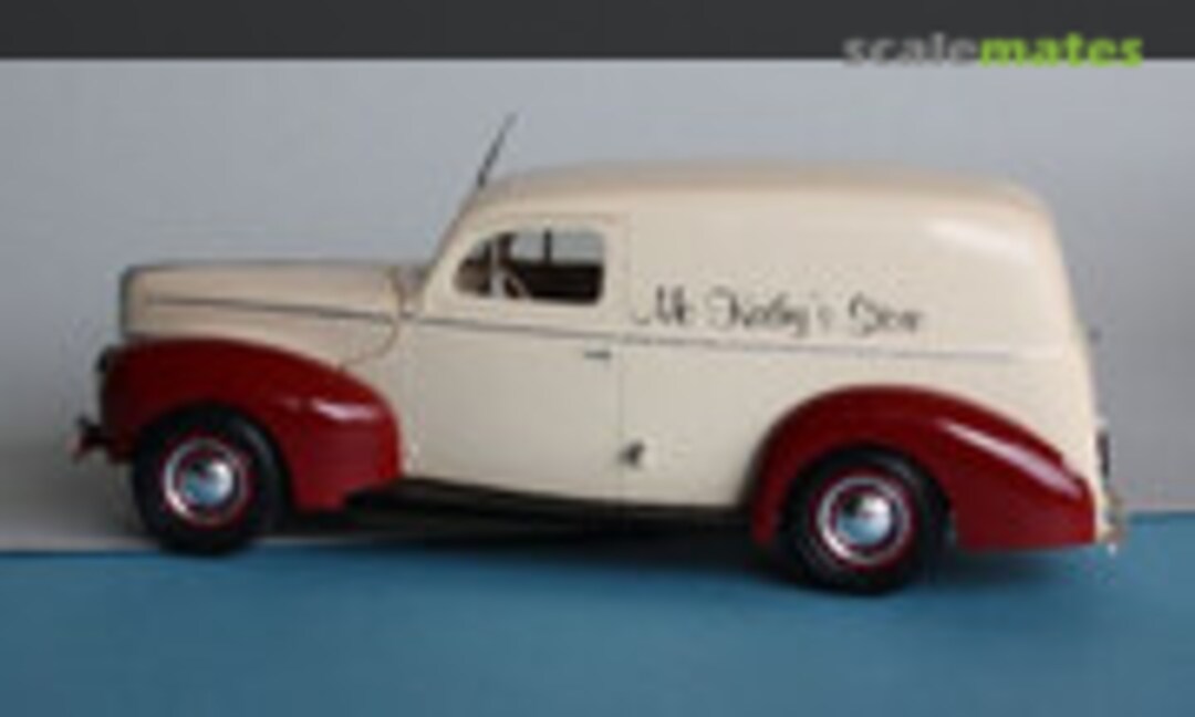 1940 Ford Sedan Delivery 1:25