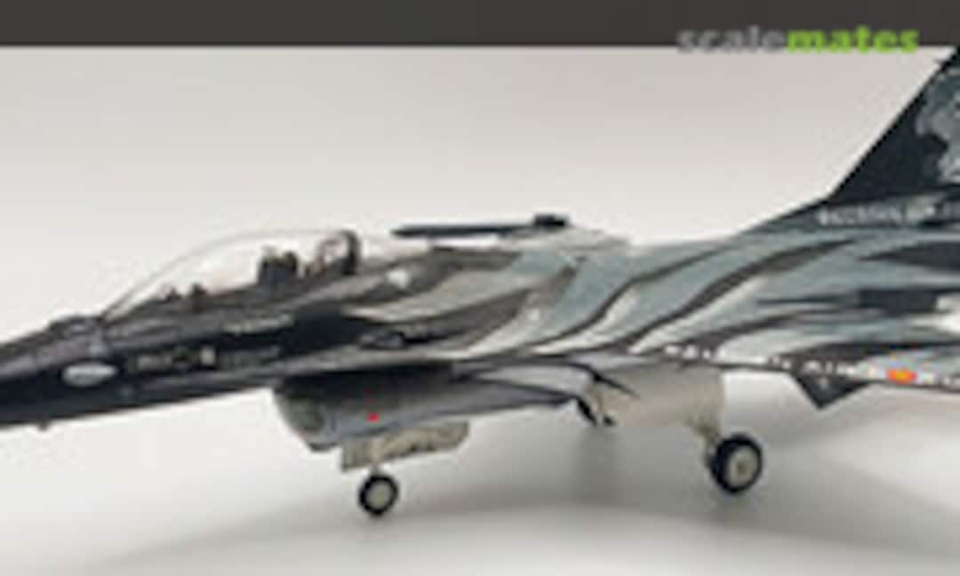 General Dynamics F-16AM 1:72