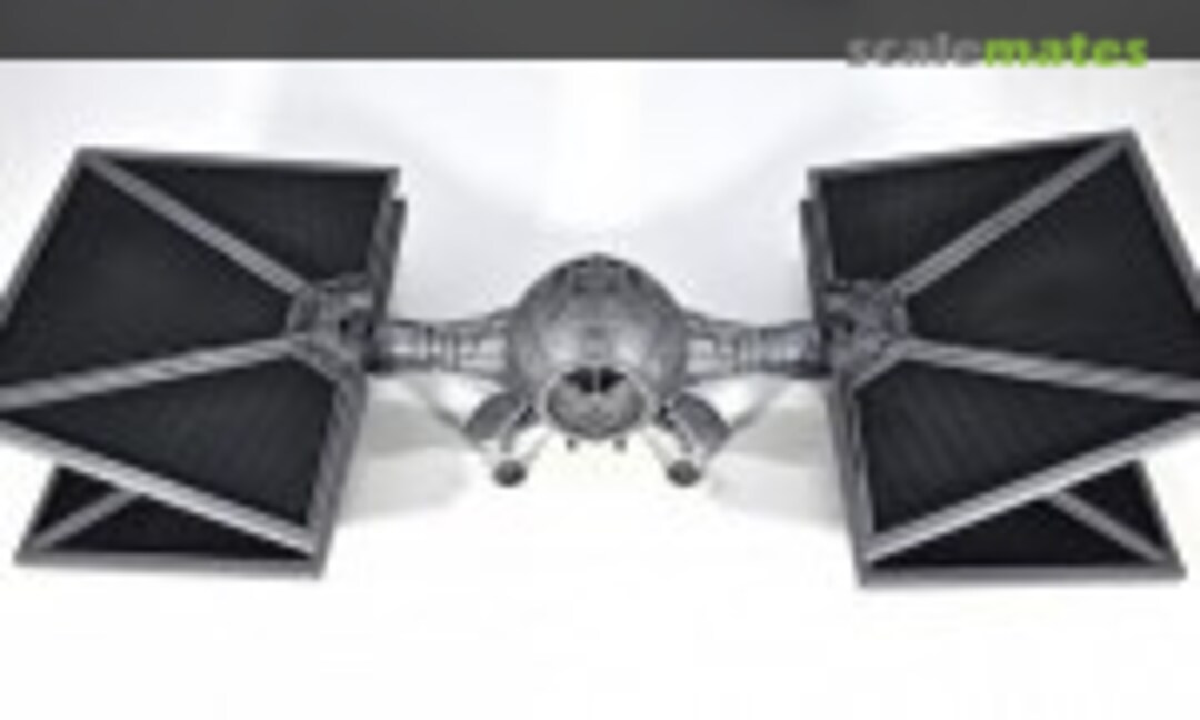 Outland Tie Fighter 1:65