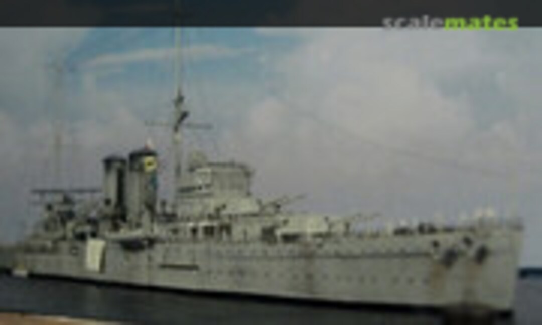 HMS Exeter 1:700