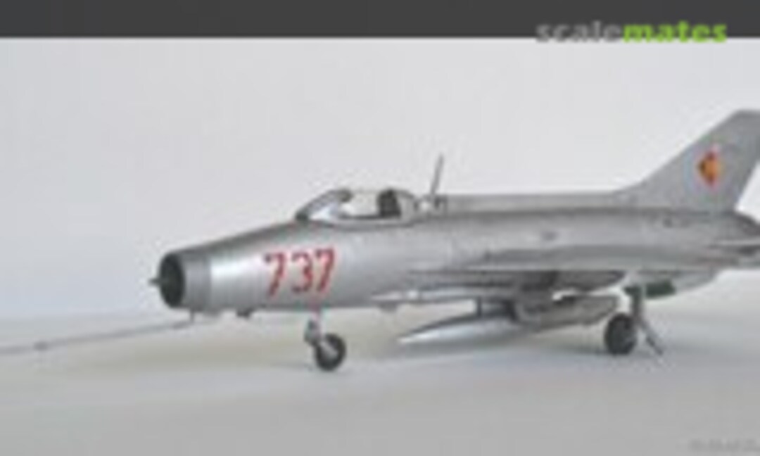 Mikoyan-Gurevich MiG-21F-13 Fishbed-C 1:72