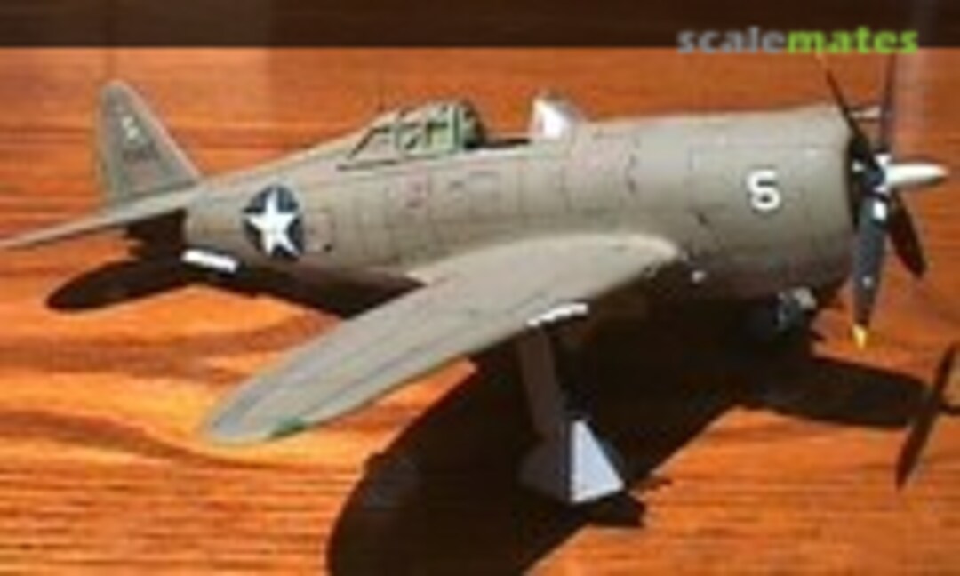 Republic P-47B Thunderbolt 1:72