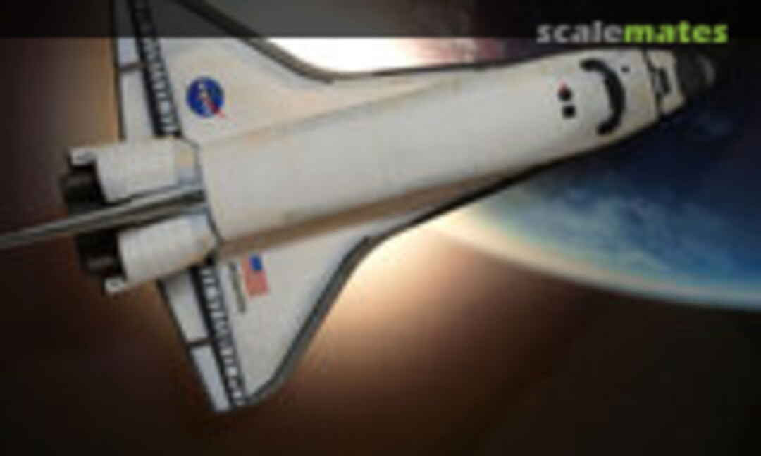 Space Shuttle Atlantis 1:100