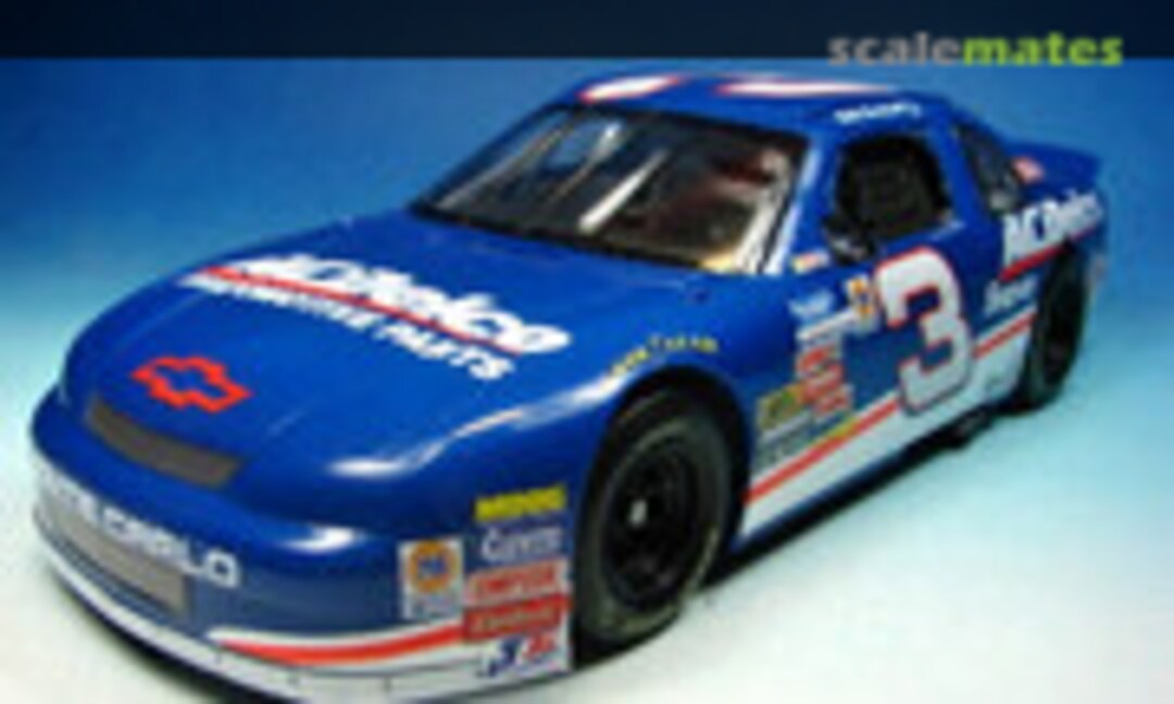 1998 Chevrolet Monte Carlo 1:24