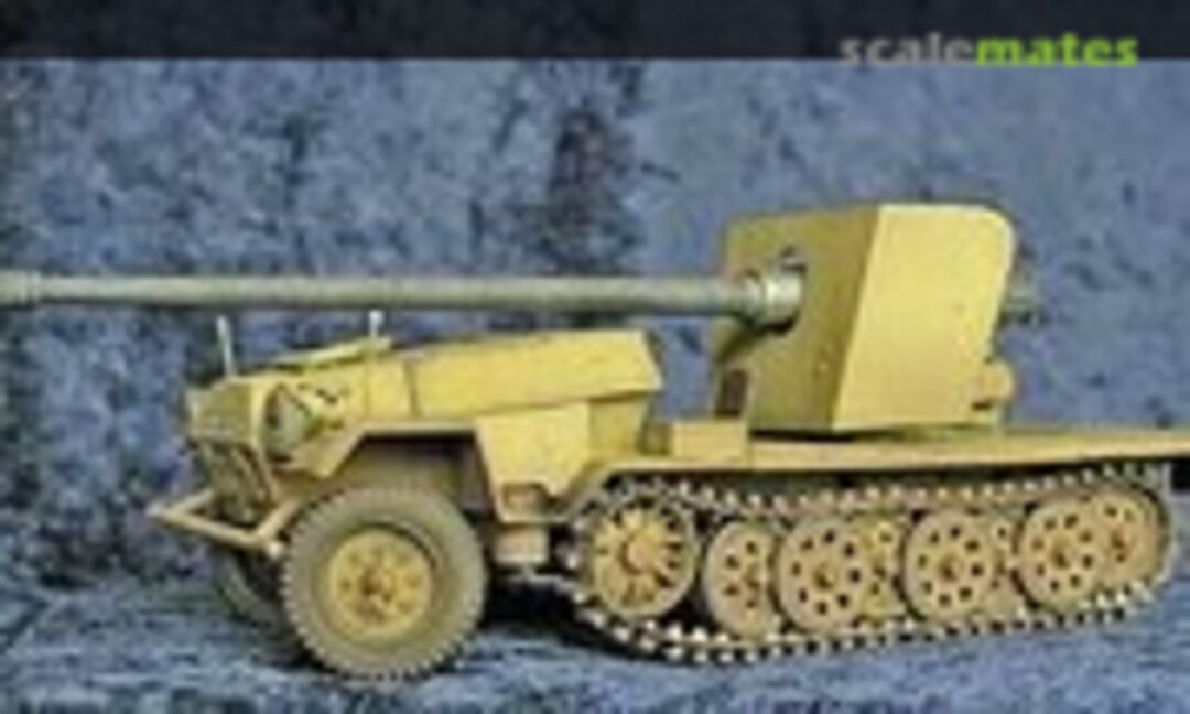 Sd.Kfz. 251/1 Ausf. B 7.5 cm KwK42 L/70 1:35