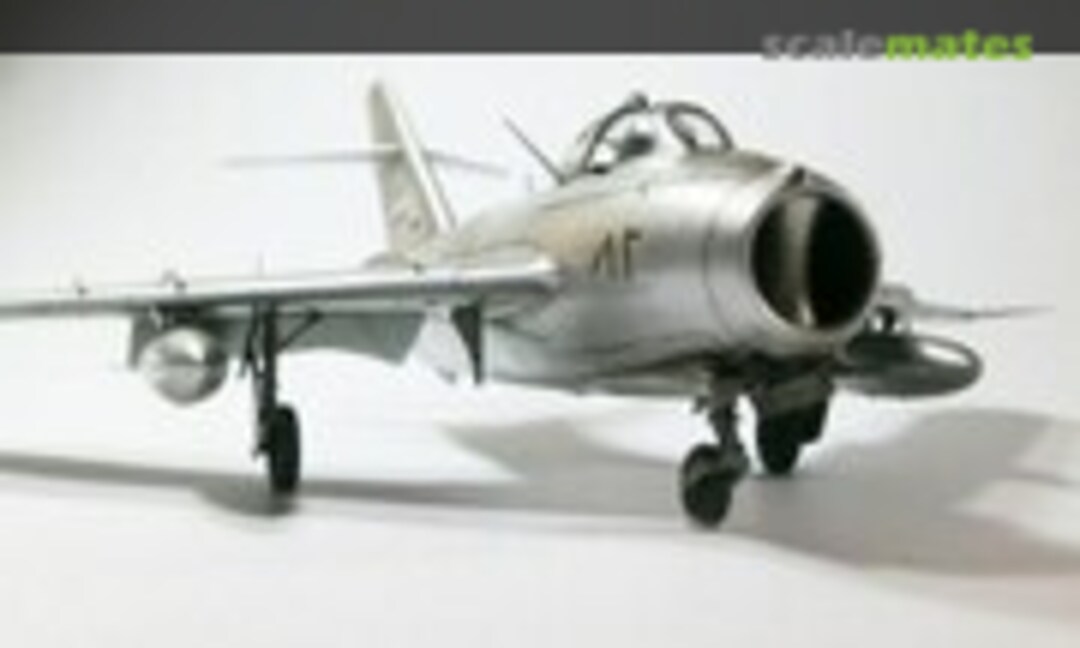 MiG-17F Fresco C 1:48