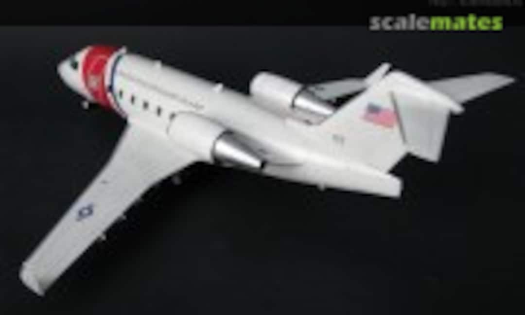 Bombardier Challenger CL 604 1:72