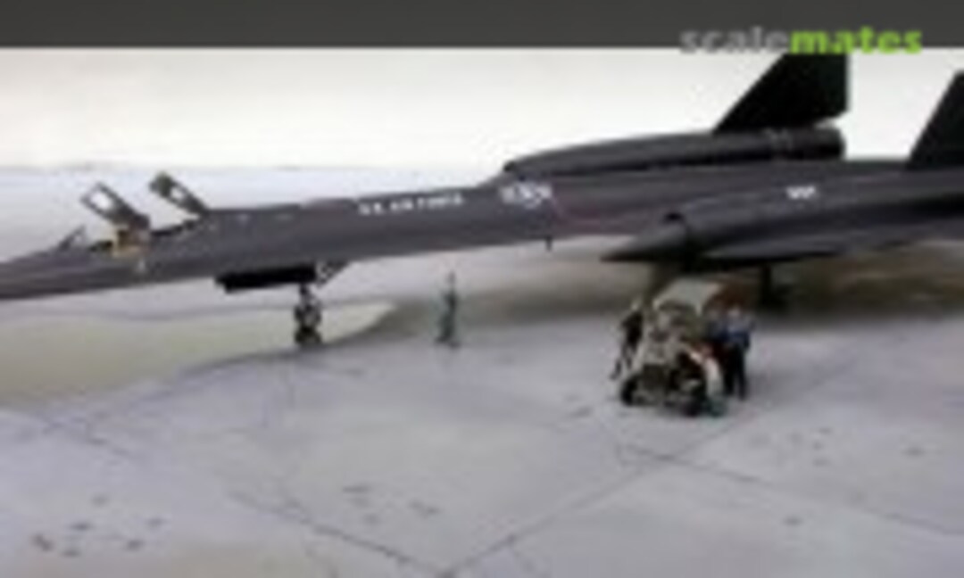 SR-71A Blackbird P Gallery 1:48