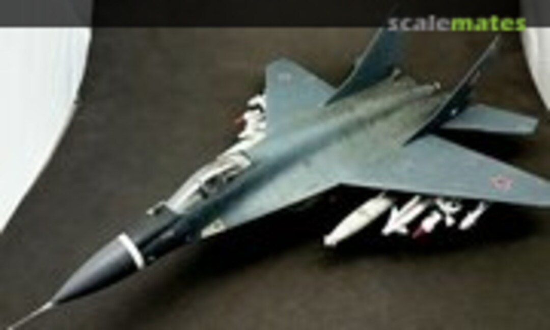Mikoyan MiG-29K Fulcrum-D 1:32