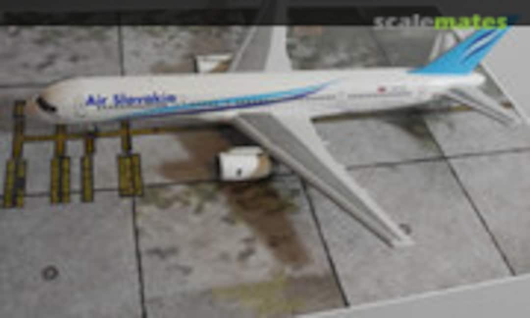 Boeing 757-236 1:144