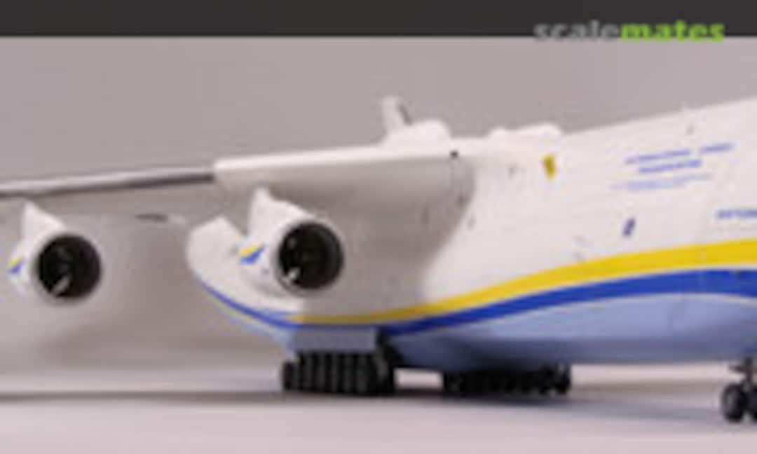 Antonov An-225 1:144