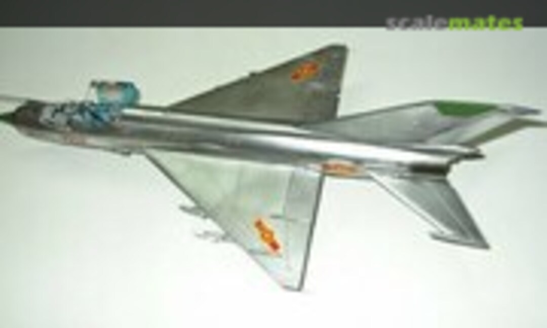 Mikoyan-Gurevich MiG-21MF Fishbed-J 1:32