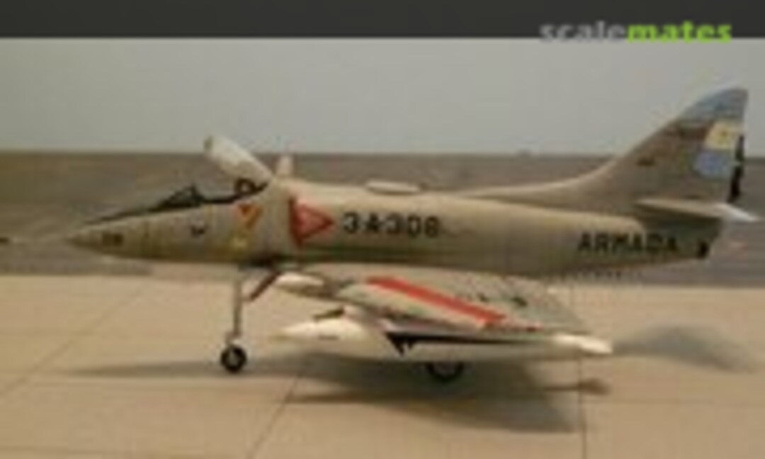 Douglas A-4Q Skyhawk 1:48