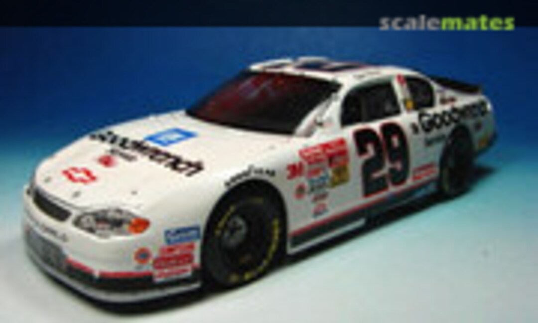 2001 Chevrolet Monte Carlo 1:24