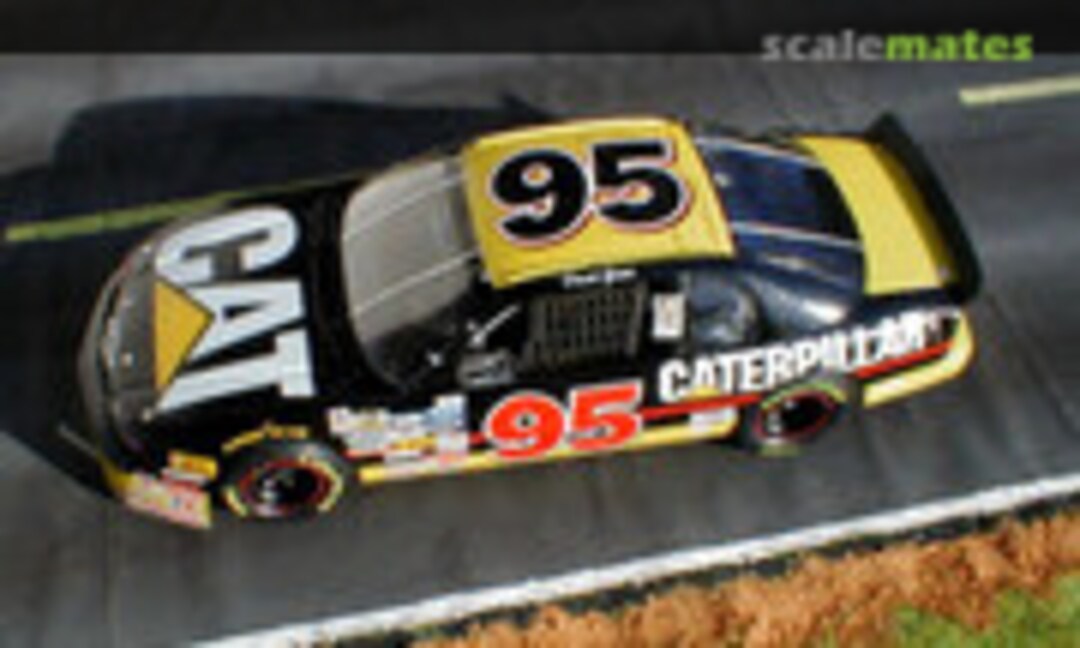 1996 Chevrolet Monte Carlo 1:24