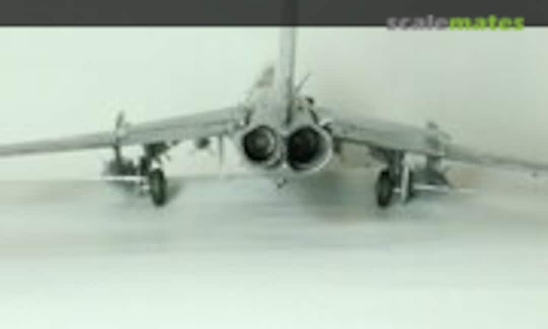 Mikoyan-Gurevich MiG-19PM Farmer-E 1:72