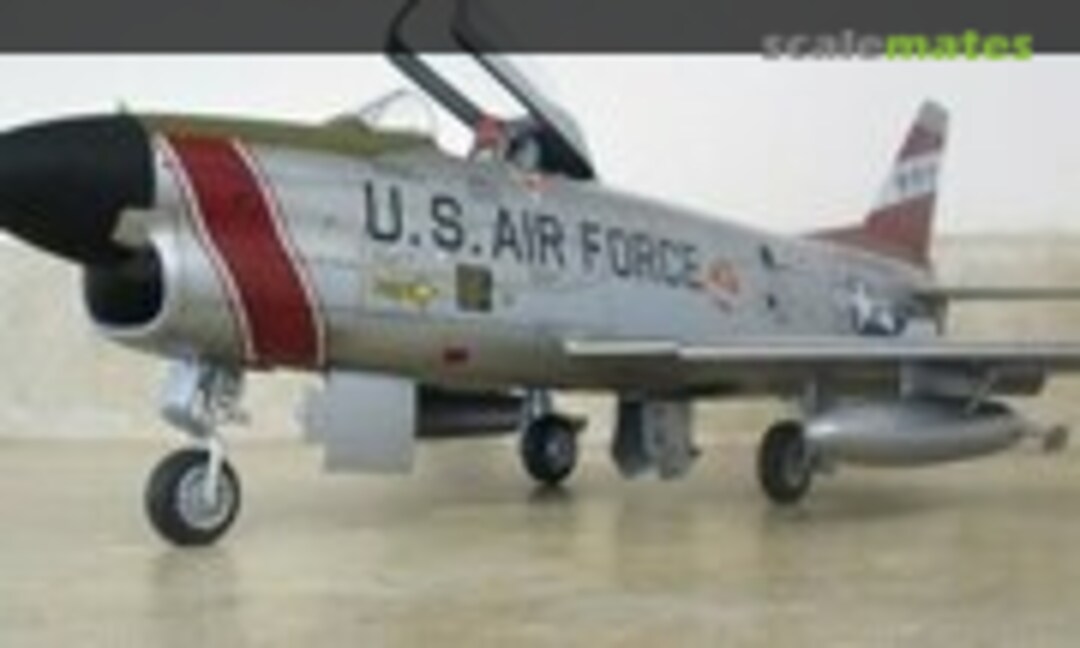 Hawk North American F-86D Sabre Dog 1:32